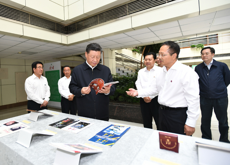 8月19日至22日，中共中央總書記、國家主席、中央軍委主席習近平在甘肅考察。這是21日下午，習近平在讀者出版集團有限公司考察。